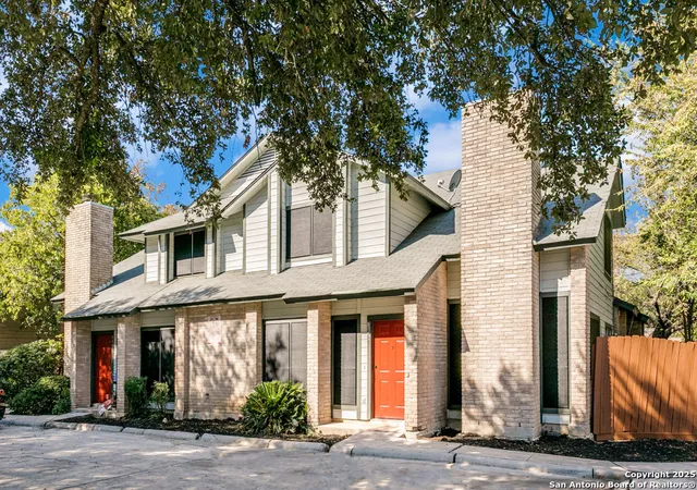 Photo 1 of Sale Pending at 7527 Oak Chase, San Antonio, TX 78239 | MLS# 1916494 | Listing updated on 2026-04-24