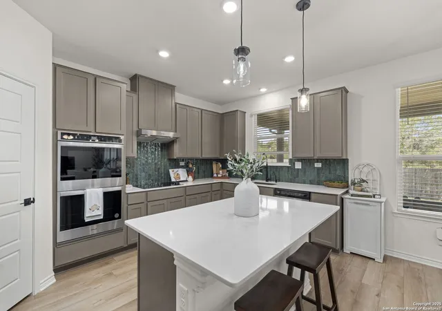 Photo 3 of Sale Pending at 5522 Agave Spine, San Antonio, TX 78261 | MLS# 1916518 | Listing updated on 2025-11-13