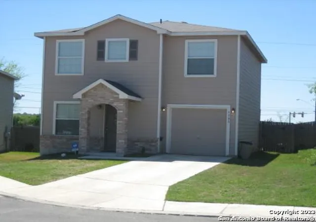 Photo 2 of Single family home for sale at 6206 Cypress Circle, San Antonio, TX 78240 | MLS# 1916555 | Listing updated on 2025-10-29