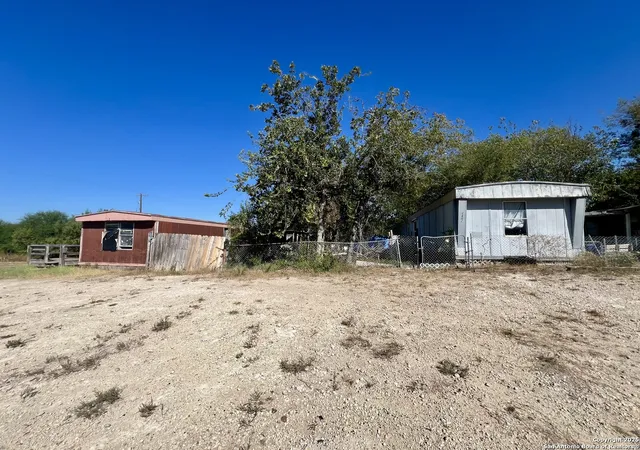 Photo 4 of Sale Pending at 5407 Copperhead Ln, San Antonio, TX 78222 | MLS# 1916569 | Listing updated on 2025-10-31