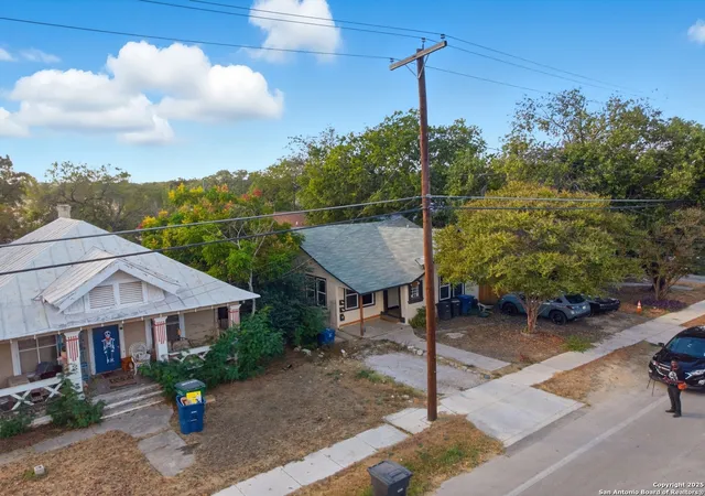 5th image of 2215 N Elmendorf Street, San Antonio, TX 78201 | MLS# 1916598