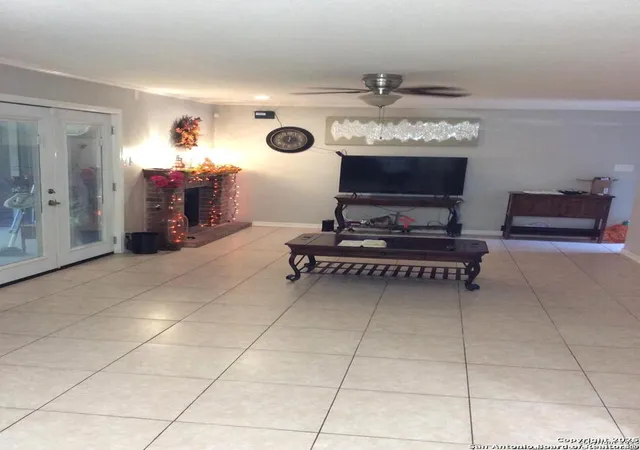 2nd image of 4212 Medical Dr #909, San Antonio, TX 78229 | MLS# 1916623