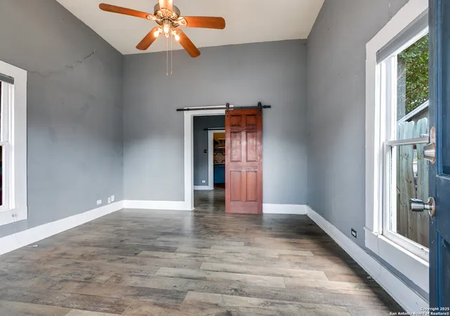 Photo 2 of Single family home for sale at 113 Burbank, San Antonio, TX 78204 | MLS# 1916625 | Listing updated on 2026-02-17