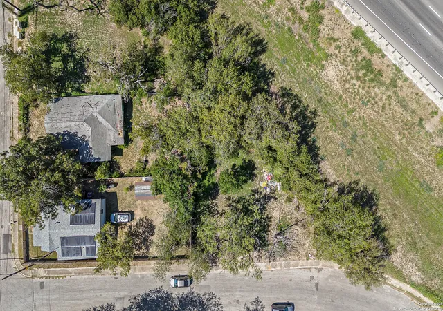 Photo 3 of Sale Pending at 274 Cardiff, San Antonio, TX 78220 | MLS# 1916639 | Listing updated on 2026-01-23
