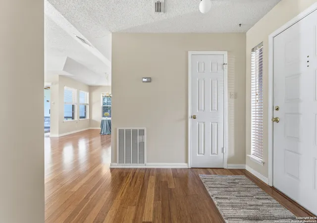 Photo 3 of Sale Pending at 1121 Mossy, Schertz, TX 78154 | MLS# 1916641 | Listing updated on 2026-01-28