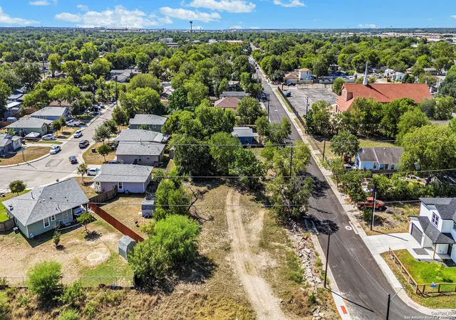Photo 4 of Land for sale at 302 41St, San Antonio, TX 78237 | MLS# 1916648 | Listing updated on 2026-05-21