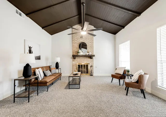 Photo 4 of Sale Pending at 7003 Glen Walk, San Antonio, TX 78239 | MLS# 1916656 | Listing updated on 2025-12-08