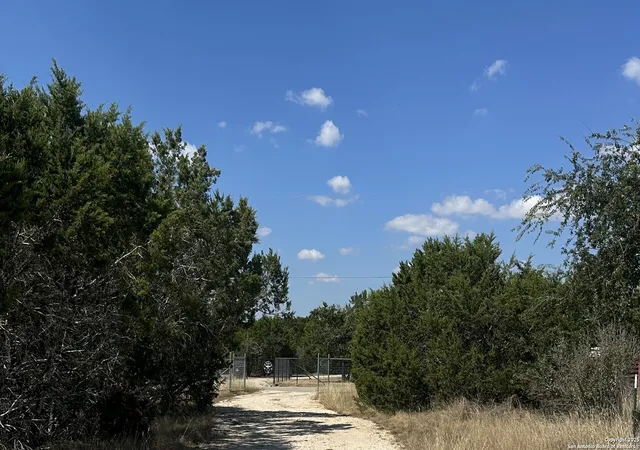 Photo 1 of Sale Pending at 395 Rohrbuch, Pipe Creek, TX 78063 | MLS# 1916688 | Listing updated on 2026-05-05