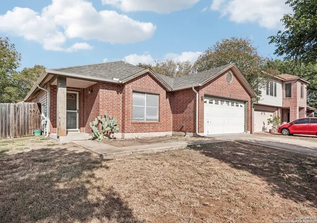 Photo 2 of Sale Pending at 7322 Pusch Ridge, Austin, TX 78749 | MLS# 1916737 | Listing updated on 2025-11-22