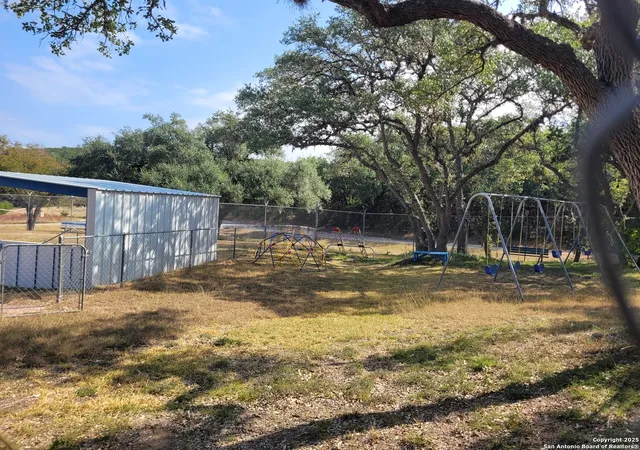 Photo 38 of Single family home for sale at 1532 Hillcrest, Canyon Lake, TX 78133 | MLS# 1916791 | Listing updated on 2025-11-07