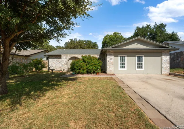 Photo 1 of Sale Pending at 15038 Old Crk Dr, San Antonio, TX 78217 | MLS# 1916809 | Listing updated on 2026-01-28