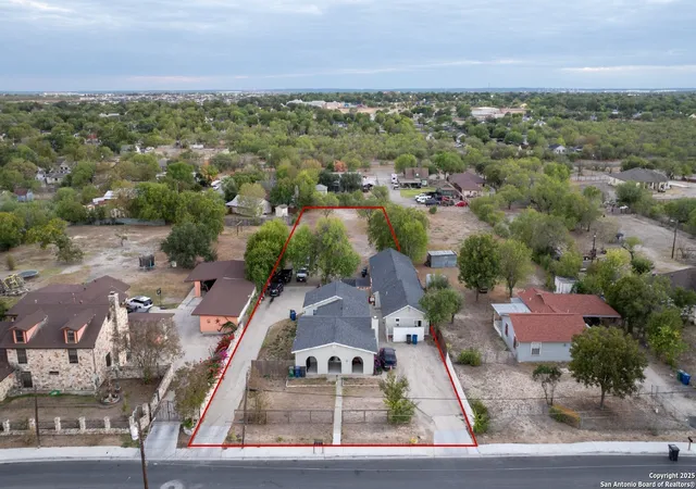 Photo 2 of Sale Pending at 378 E Petaluma Blvd, San Antonio, TX 78221 | MLS# 1916879 | Listing updated on 2026-03-08