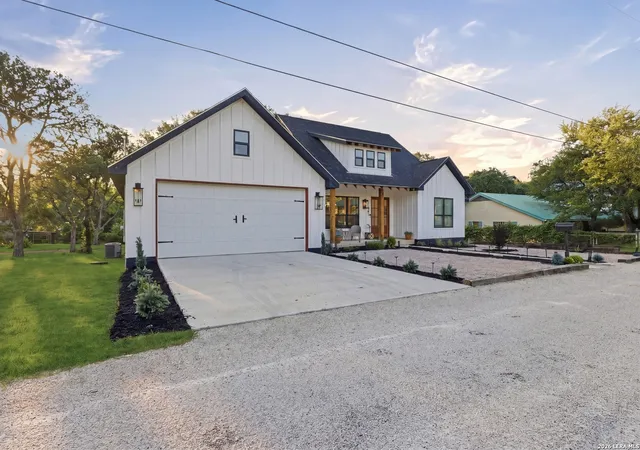 2nd image of 451 Legion Loop, Kingsland, TX 78639 | MLS# 1917002
