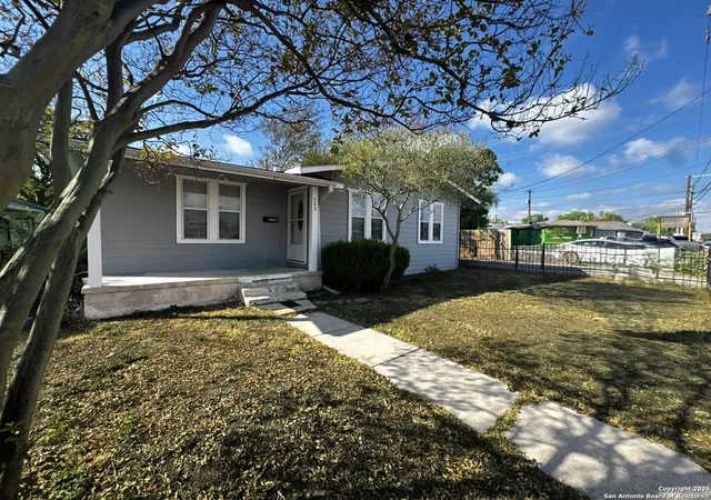 Photo 1 of Sale Pending at 520 Pyron, San Antonio, TX 78214 | MLS# 1917005 | Listing updated on 2026-02-02