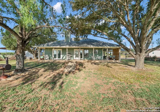 3rd image of 16020 Fm 463, Lytle, TX 78052 | MLS# 1917015