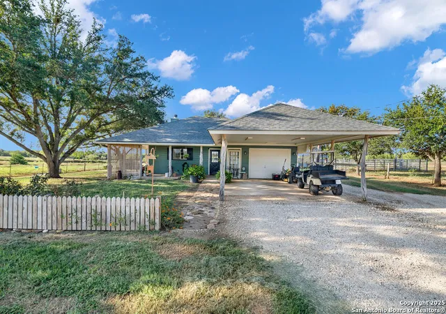 4th image of 16020 Fm 463, Lytle, TX 78052 | MLS# 1917015
