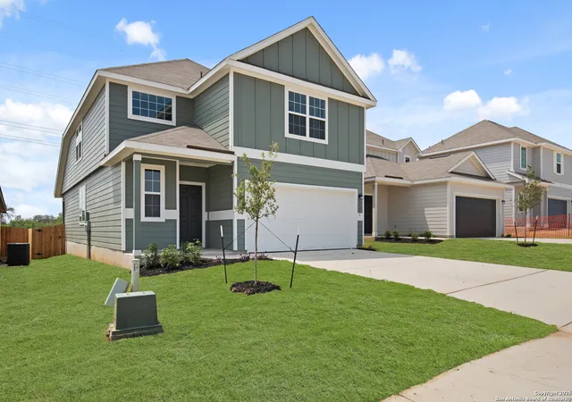 3rd image of 8826 Black Oak Dr, Elmendorf, TX 78112 | MLS# 1917060