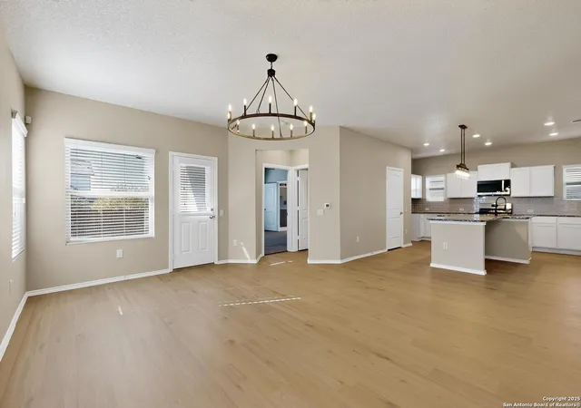 Photo 4 of Sale Pending at 11527 Tiger Woods, San Antonio, TX 78221 | MLS# 1917115 | Listing updated on 2026-01-29