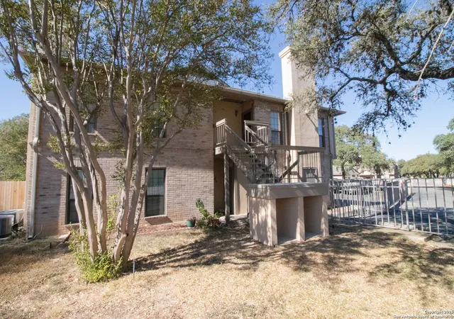 Photo 3 of Sale Pending at 11839 Parliament #122, San Antonio, TX 78216 | MLS# 1917143 | Listing updated on 2025-11-26