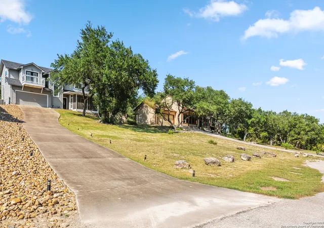 Photo 3 of Single family home for sale at 1711 Lake, Canyon Lake, TX 78133 | MLS# 1917149 | Listing updated on 2025-12-20