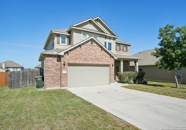 Photo 3 of Sale Pending at 4485 Winged Elm, Cibolo, TX 78108 | MLS# 1917183 | Listing updated on 2026-04-16