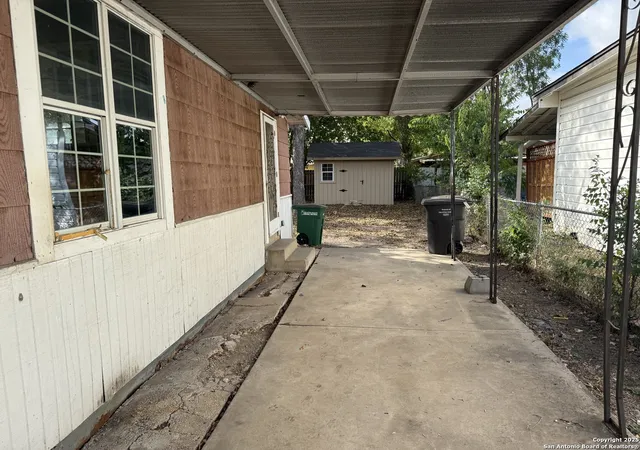 Photo 3 of Sale Pending at 122 Mascasa, San Antonio, TX 78237 | MLS# 1917254 | Listing updated on 2026-03-13