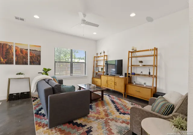 Photo 3 of Condo for sale at 210 Utah #UNIT 701, San Antonio, TX 78210 | MLS# 1917341 | Listing updated on 2026-09-15