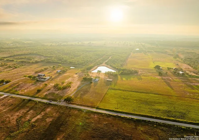 4th image of 2586 Sandy Elm Rd, La Vernia, TX 78121 | MLS# 1917357