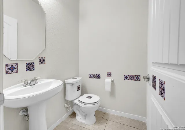 Photo 4 of Single family home for sale at 7114 Hibiscus, San Antonio, TX 78218 | MLS# 1917417 | Listing updated on 2025-11-02
