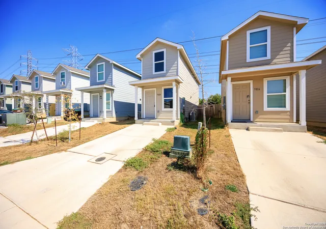 Photo 3 of Sale Pending at 7020 Elm, San Antonio, TX 78244 | MLS# 1917422 | Listing updated on 2025-12-02