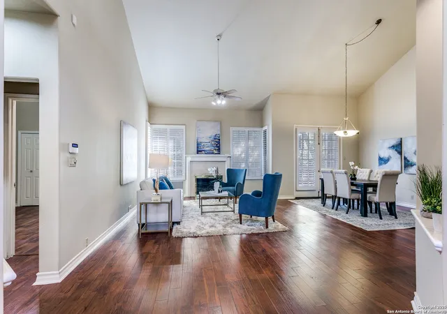 Photo 3 of Sale Pending at 11 Villa Jardin, San Antonio, TX 78230 | MLS# 1917469 | Listing updated on 2025-11-05