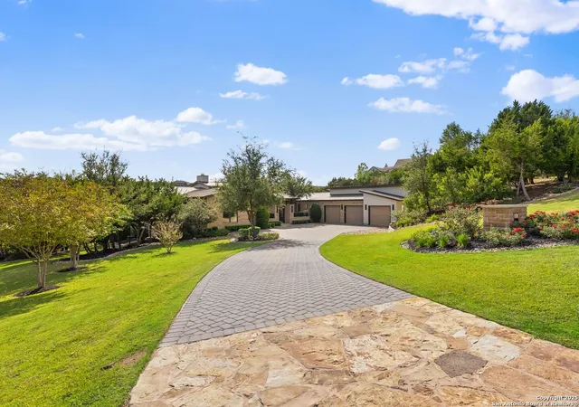 Photo 2 of Sale Pending at 4701 Peralta Ln, Austin, TX 78735 | MLS# 1917474 | Listing updated on 2026-02-10