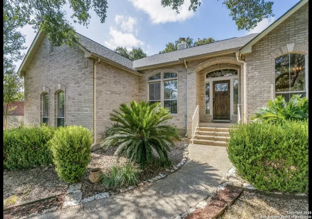Photo 3 of Sale Pending at 2531 Holw Village, San Antonio, TX 78231 | MLS# 1917483 | Listing updated on 2026-01-28