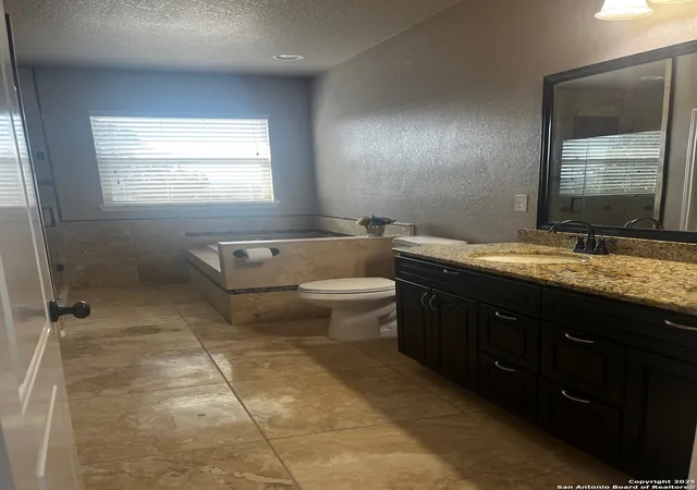 Photo 4 of Sale Pending at 24003 Verde River, San Antonio, TX 78255 | MLS# 1917528 | Listing updated on 2025-11-30