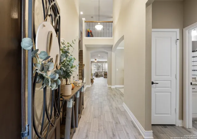3rd image of 10714 Cactus Way, Helotes, TX 78023 | MLS# 1917541