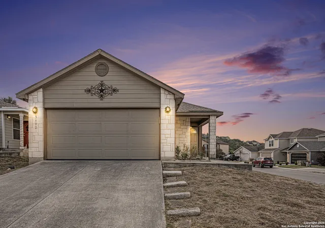 Photo 2 of Sale Pending at 3402 Ashleaf, San Antonio, TX 78261 | MLS# 1917556 | Listing updated on 2026-02-20