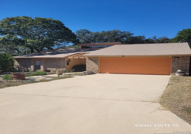 Photo 2 of Single family home for sale at 3507 Green Spring, San Antonio, TX 78247 | MLS# 1917569 | Listing updated on 2026-06-15
