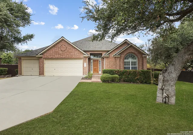 Photo 3 of Sale Pending at 1515 Lookout Pt, San Antonio, TX 78260 | MLS# 1917577 | Listing updated on 2025-11-28