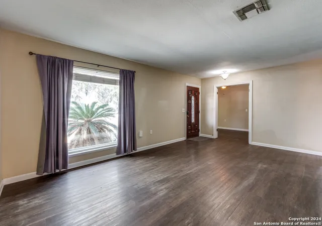 4th image of 5830 Freemans Farm St, San Antonio, TX 78233 | MLS# 1917599