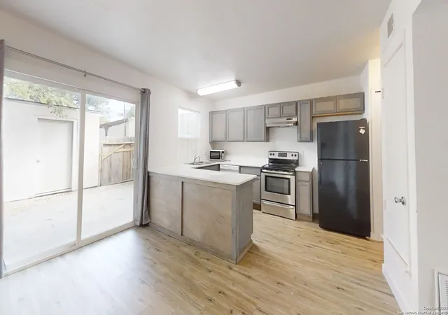 Photo 3 of Single family home for sale at 7041 Glen Mist, San Antonio, TX 78239 | MLS# 1917611 | Listing updated on 2025-11-03