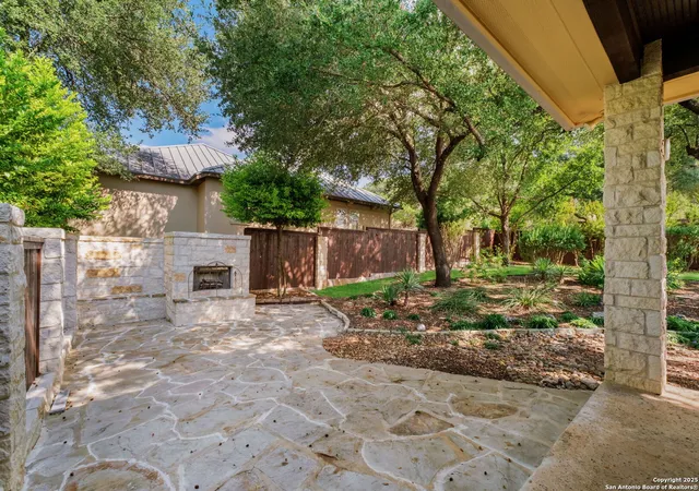Photo 3 of Single family home for sale at 209 Well Spgs, Boerne, TX 78006 | MLS# 1917612 | Listing updated on 2025-10-29