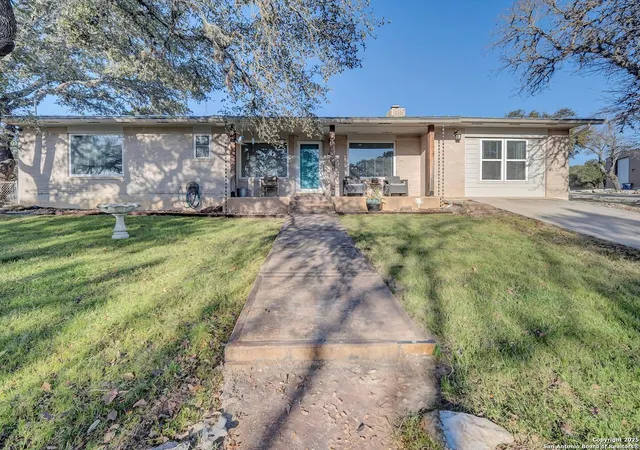 Photo 2 of Sale Pending at 769 Lime Rock, Canyon Lake, TX 78133 | MLS# 1917650 | Listing updated on 2026-04-08
