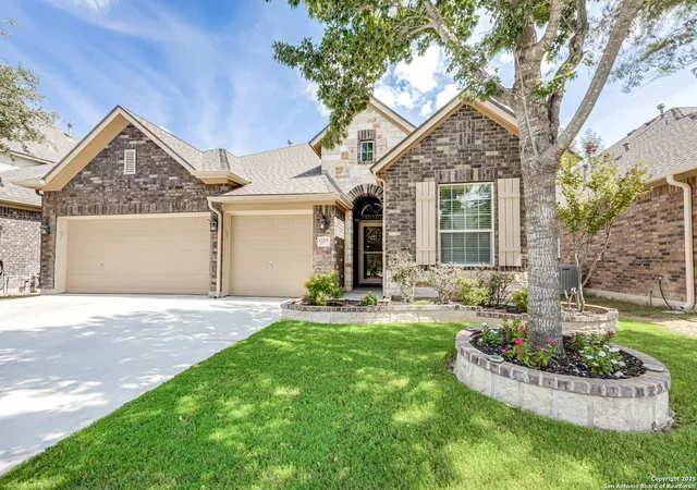 Photo 2 of Sale Pending at 12215 Chambers Cvs, San Antonio, TX 78253 | MLS# 1917669 | Listing updated on 2025-11-24