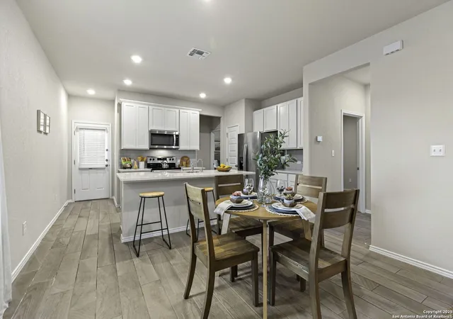 Photo 1 of Sale Pending at 7739 Chatham, San Antonio, TX 78218 | MLS# 1917692 | Listing updated on 2025-11-29