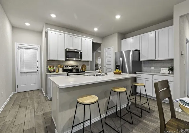 Photo 3 of Sale Pending at 7739 Chatham, San Antonio, TX 78218 | MLS# 1917692 | Listing updated on 2025-11-29