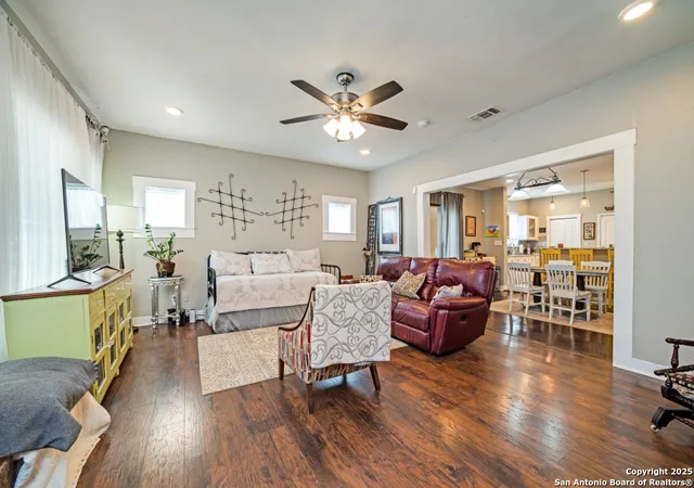 Photo 4 of Single family home for sale at 607 Clark, San Antonio, TX 78210 | MLS# 1917700 | Listing updated on 2026-02-24