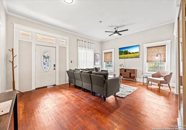 Photo 3 of Multi family home for sale at 703 E Euclid Ave, San Antonio, TX 78212 | MLS# 1917730 | Listing updated on 2025-11-03