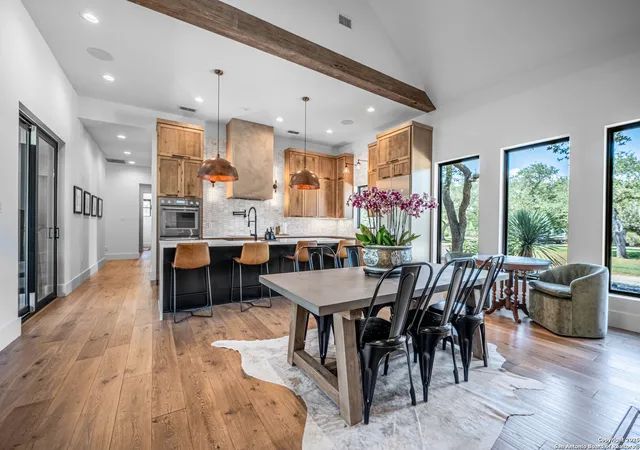 Photo 4 of Single family home for sale at 47 Antler Dr, Rockport, TX 78382 | MLS# 1917750 | Listing updated on 2025-11-03