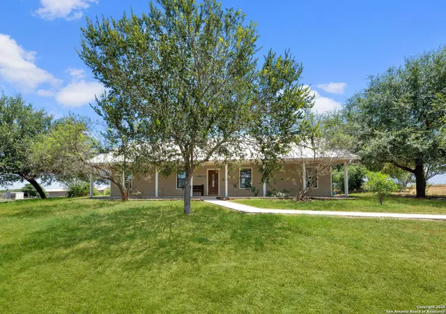 image of 1227 Cr 104, Floresville, TX 78114 | MLS# 1917783