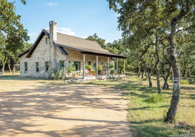 Photo 1 of Sale Pending at 22840 Scenic Loop, San Antonio, TX 78255 | MLS# 1917793 | Listing updated on 2026-01-04
